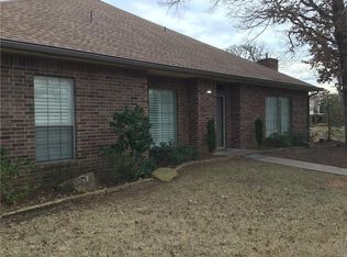 1811 Windhill Ave, Edmond, OK 73034
