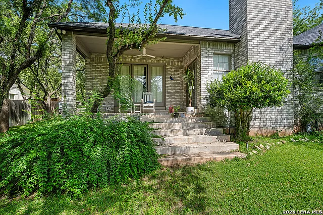 109 Trailcrest St — Photo 47