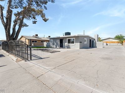 2221 Ellis St, North Las Vegas, NV, 89030