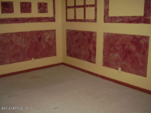 4th image of 1004 WOOD HILL Place