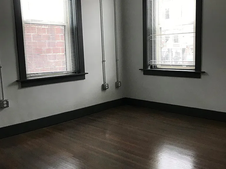 2616 Short Vine — Photo 21