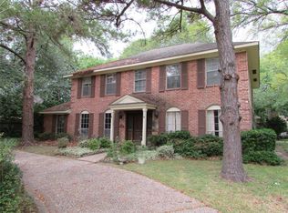 11102 Riverview Dr, Houston, TX 77042