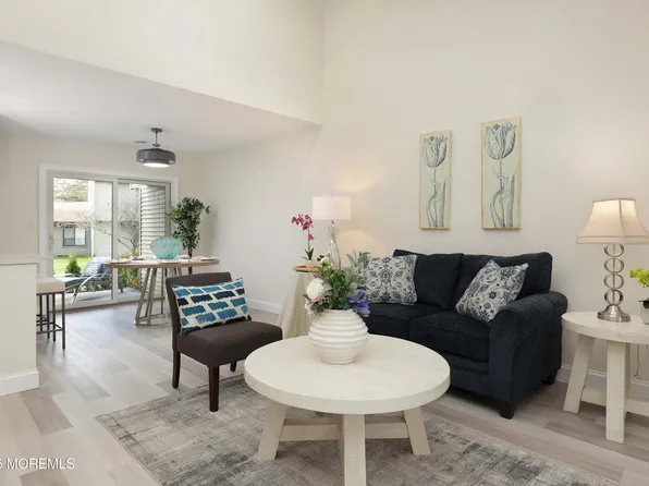 3 Auburn Court, Red Bank, NJ 07701