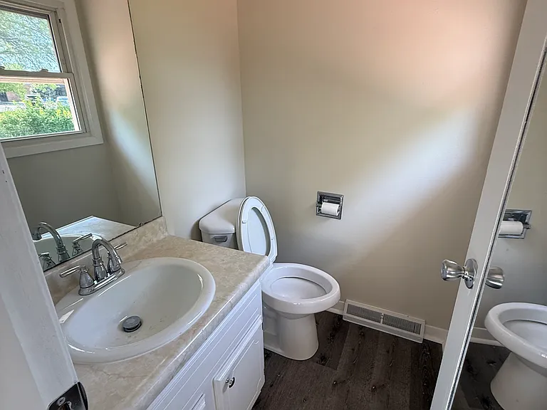 3309 S Hampton Dr — Photo 10