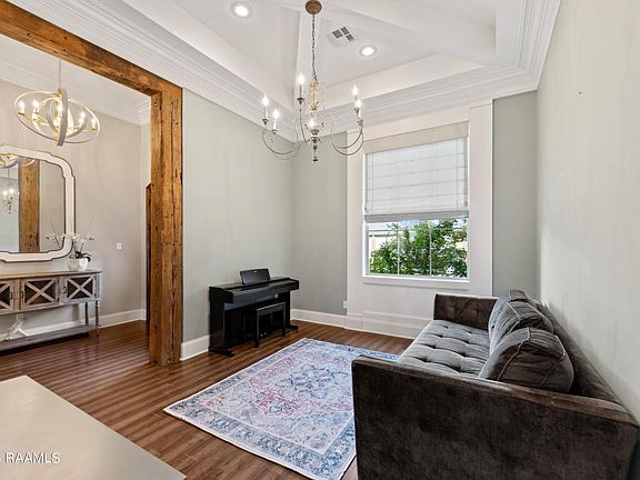 5th image of 203 Abaco Ln