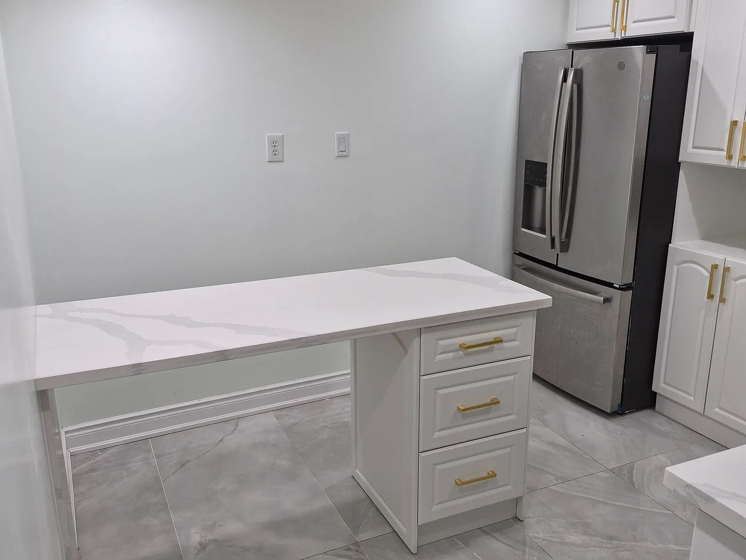 2 bed, $2,200 — Photo 2