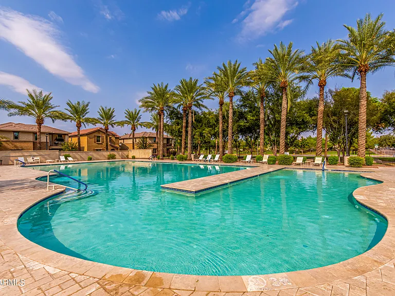 3647 E Horace Dr — Photo 3