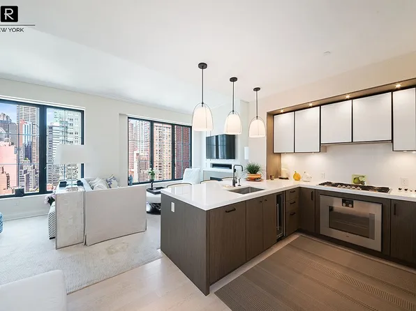 959 1st Ave #19D, New York, NY 10022
