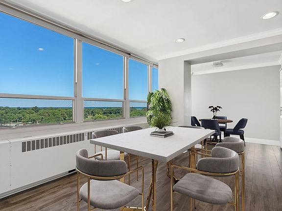 4th image of 3950 N Lake Shore Dr APT 928