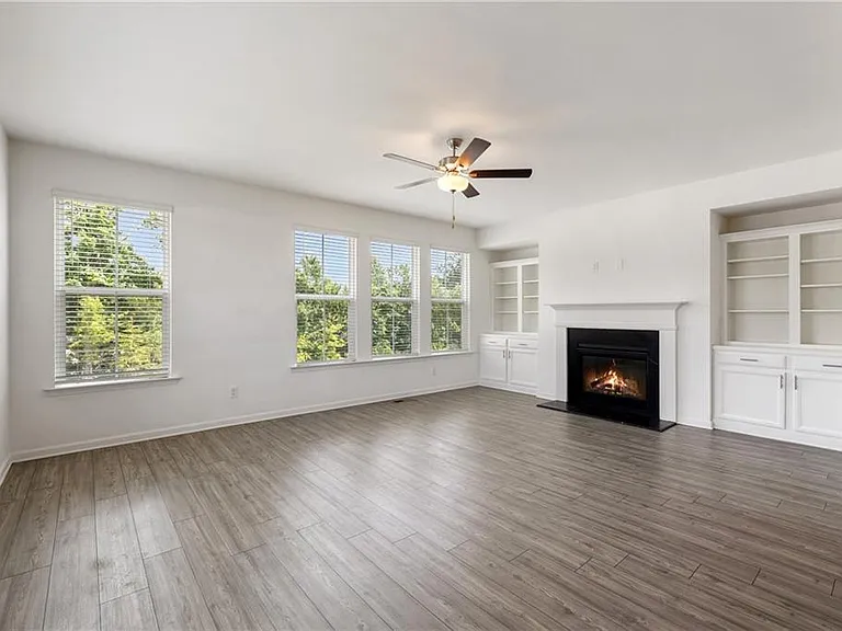 307 Danville Ave — Photo 12