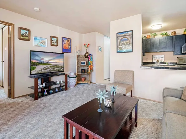 3740 Lower Honoapiilani Rd APT C102, Lahaina, HI 96761