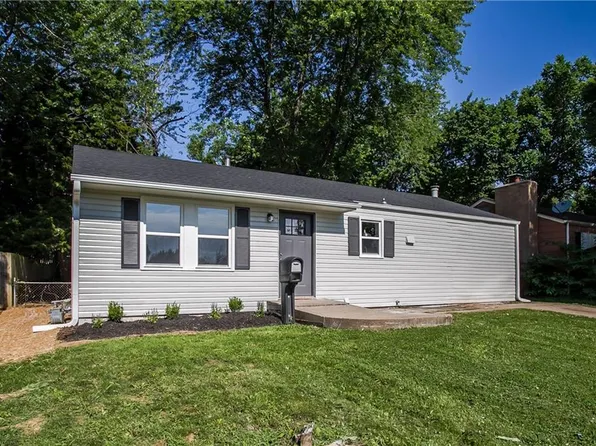 1708 N Dodgion Ave, Independence, MO 64050