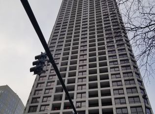 1030 N State St APT 50A, Chicago, IL 60610