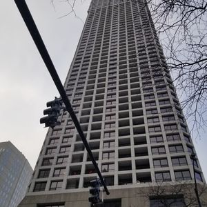 1030 N State St APT 50A, Chicago, IL, 60610