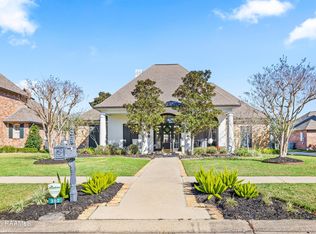 302 Farmington Dr, Lafayette, LA 70503