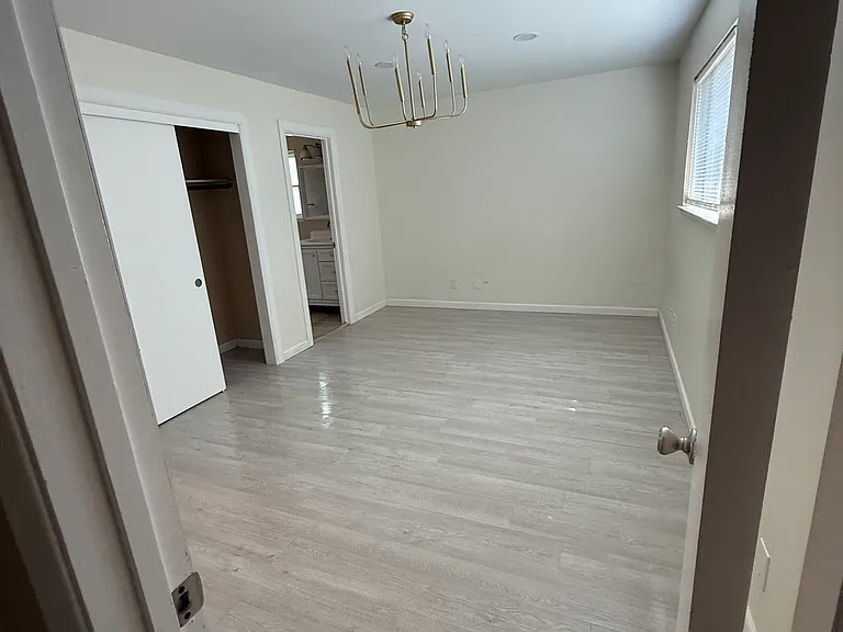 1527 Gettysburg Ave — Photo 24