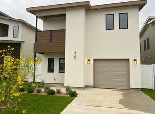 425 Deer Path Loop, Laredo, TX 78045