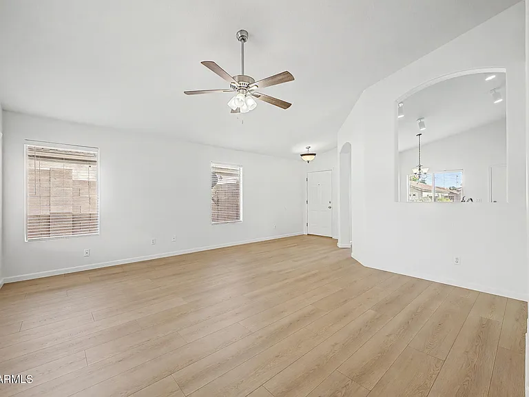 3290 E Juanita Ave — Photo 7