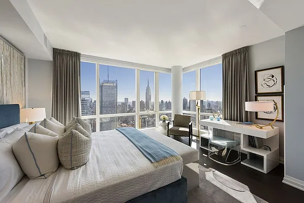 Sold by Silk Realty Group LLC | media 7