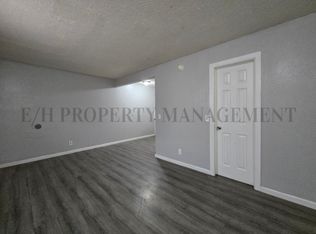 1916-1924 S Broadway St #27, Wichita, KS 67211