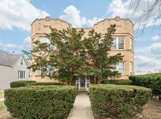 3615 N Sawyer Ave #2, Chicago, IL 60618