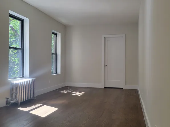 548 East 82nd Street image 1 of 7