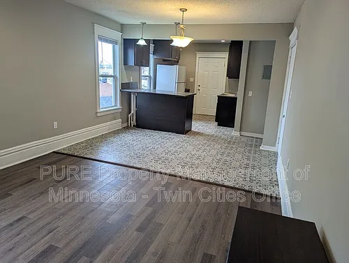 605 Van Buren Ave Photo 1