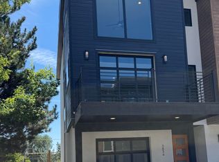 3834 Lakeside Dr #18, Reno, NV 89509