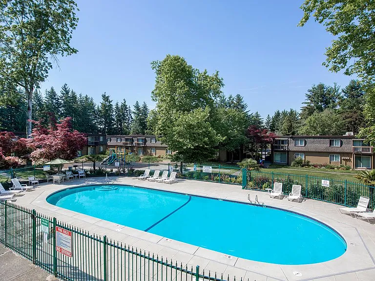 Fairwood Apartments — Photo 3