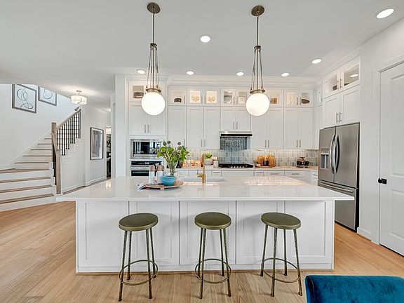 The Kingsland - Kitchen