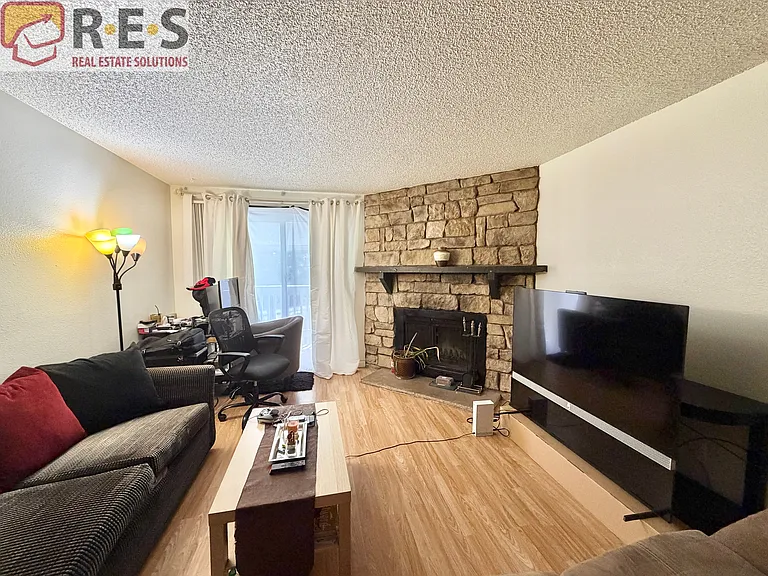 14192 E Colorado Dr #202 — Photo 4