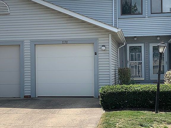 2nd image of 5538 Sunset Ln #A17b