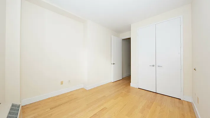 Rented by Nooklyn NYC LLC | media 38