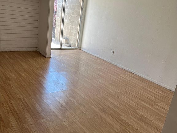 5th image of 1622 E Campbell Ave APT L