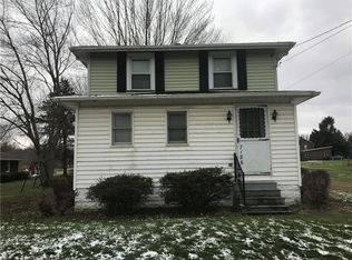 7186 W Market St, Mercer, PA 16137