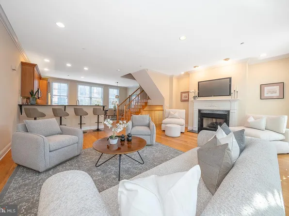 1834 Fairmount Ave, Philadelphia, PA 19130