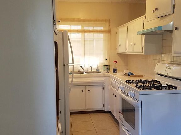 3rd image of 120 S Chester Ave APT 1