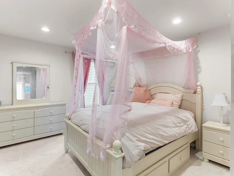 2825 Dillon Dr — Photo 23