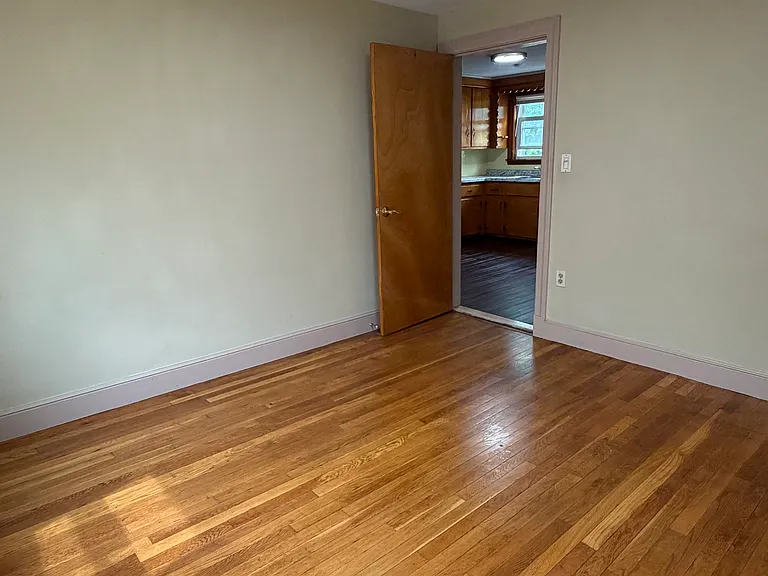 12 Curtis St #1 — Photo 9