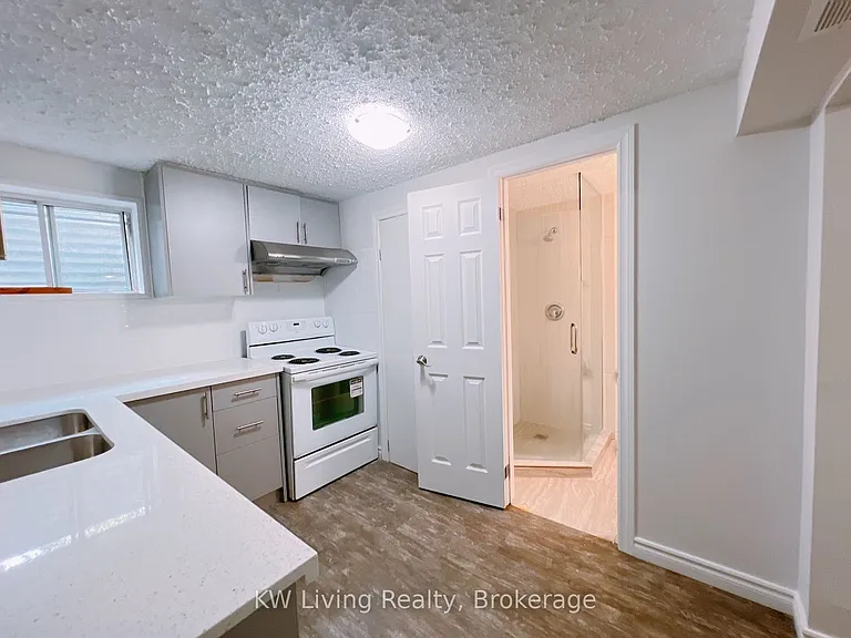 2075 Warden Ave #66 — Photo 19