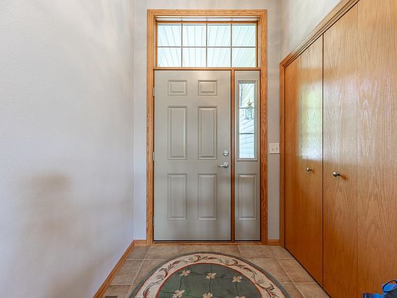 5th image of 6075 Sweet Grass Dr
