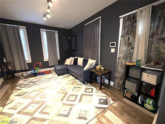 2nd image of 3628 Beyerle Rd