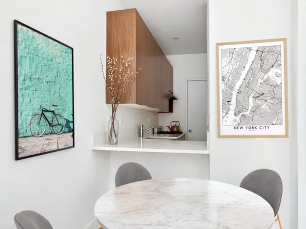 659 Bergen Street image 4 of 7