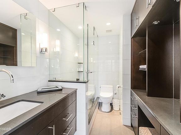 4th image of 1010 3rd Ave #7A