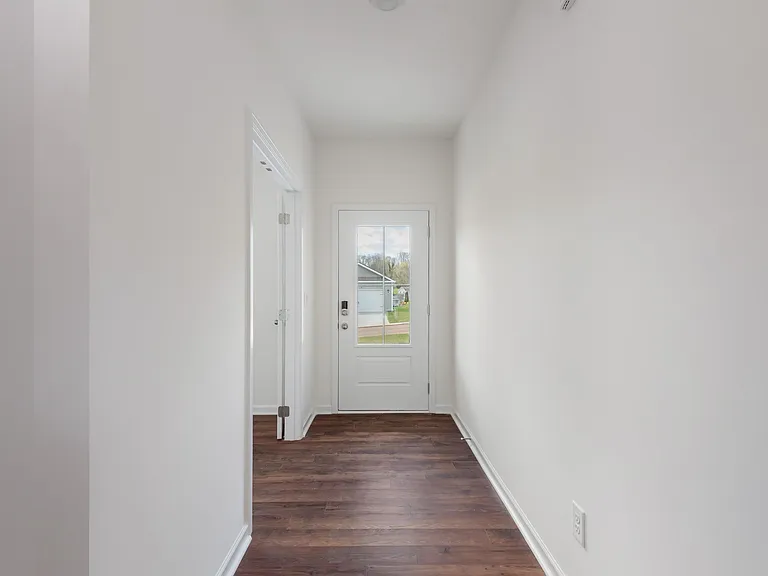 112 Kaley Ln — Photo 3