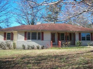 1002 Rockdale Dr, Dalton, GA 30720