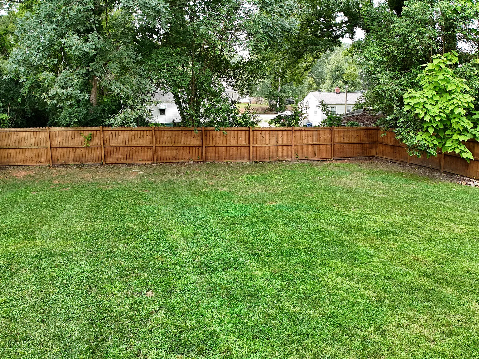 4 bed, 3.5 bath, 2250 sqft, $1,995 — Photo 2