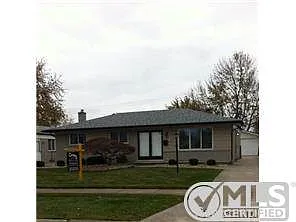 13358 Cloverlawn Dr photo 1