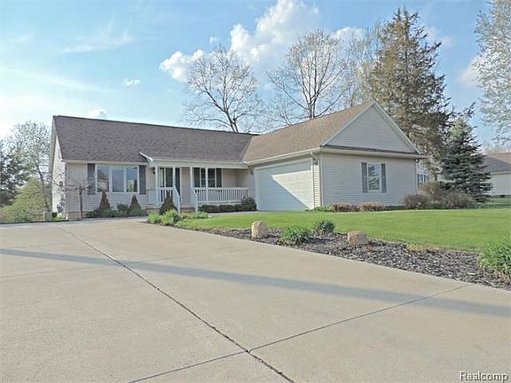 2nd image of 1549 S Creek Dr