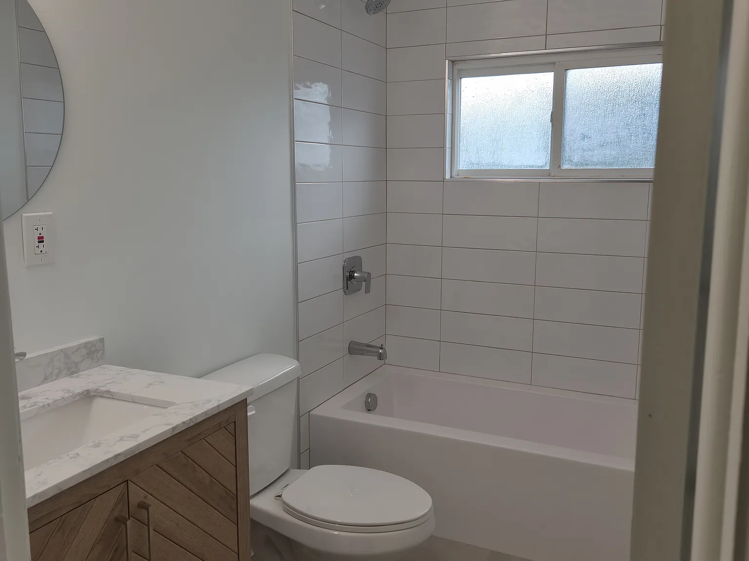 3 bed, 1100 sqft, $2,000 — Photo 1